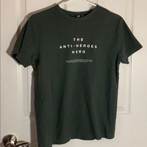 H&M green shirt